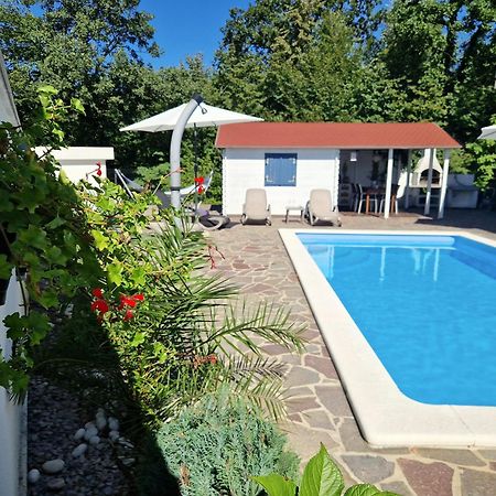 House Vertel Матулі Екстер'єр фото