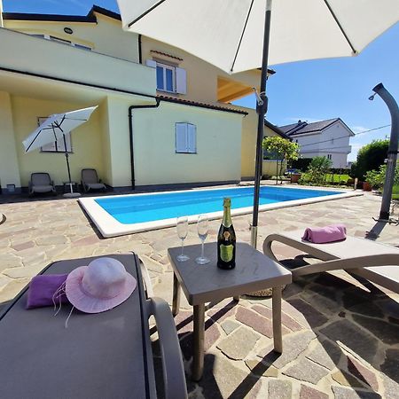 House Vertel Матулі Екстер'єр фото